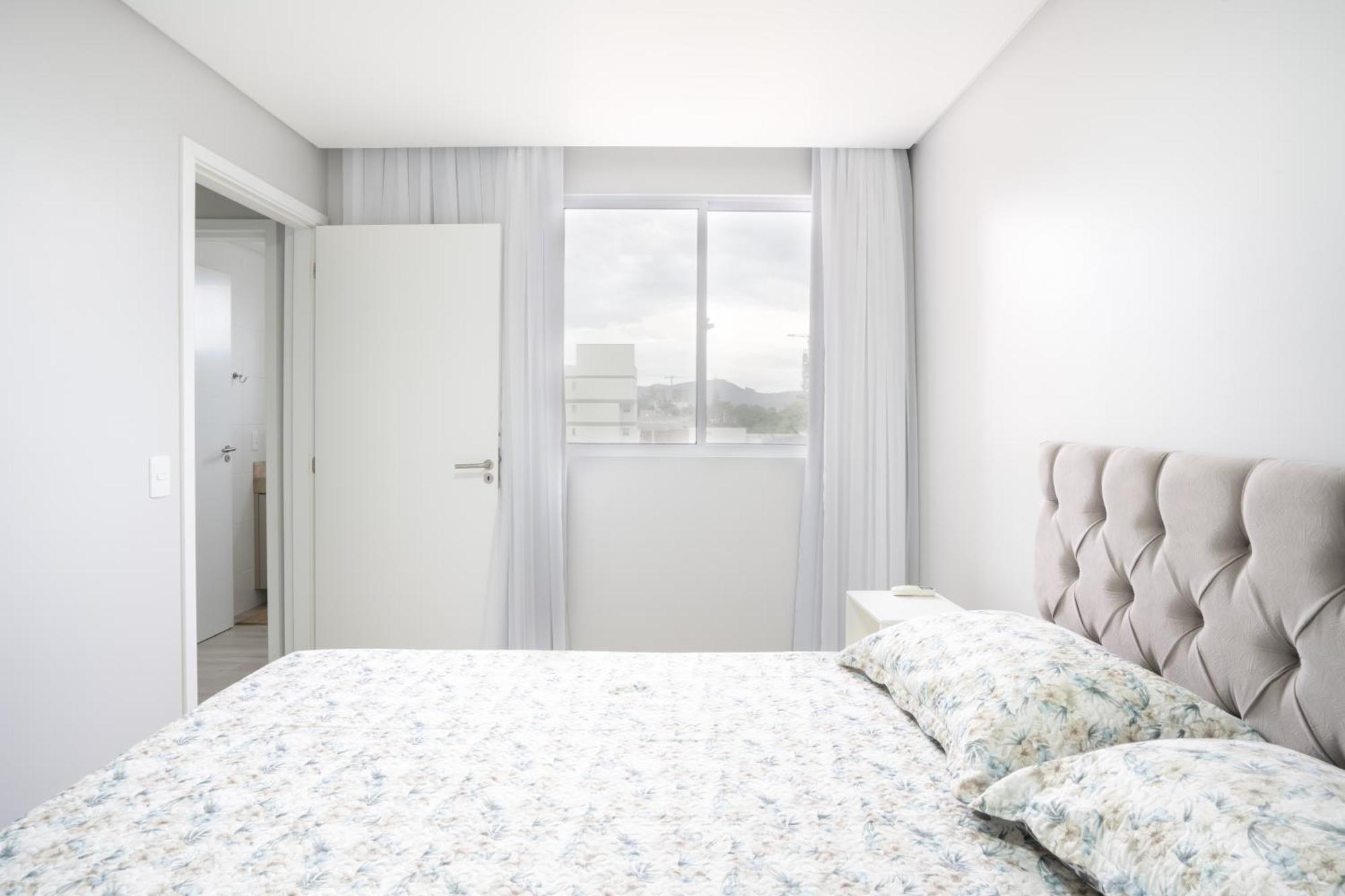 Apartamentos Em Bal Picarras 150 M Da Praia Com Sacada, Wi-Fi, Piscina, Portaria 24H, Playground E Vaga De Garagem الغرفة الصورة